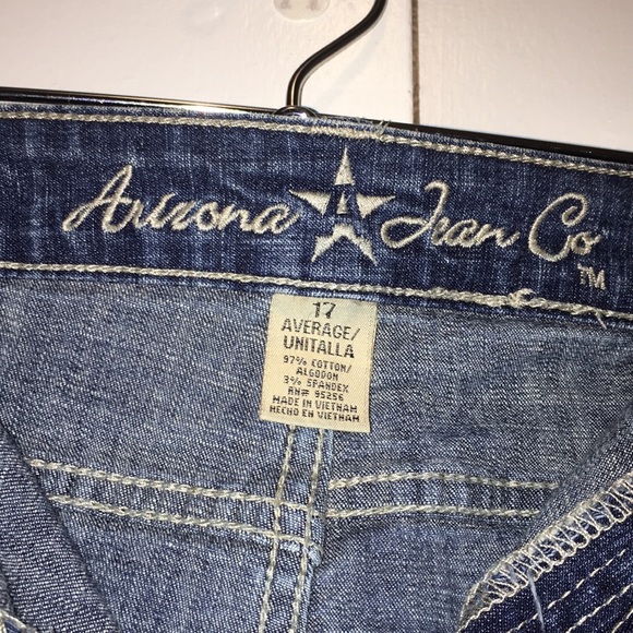 Arizona Jeans - Picture 3 of 3